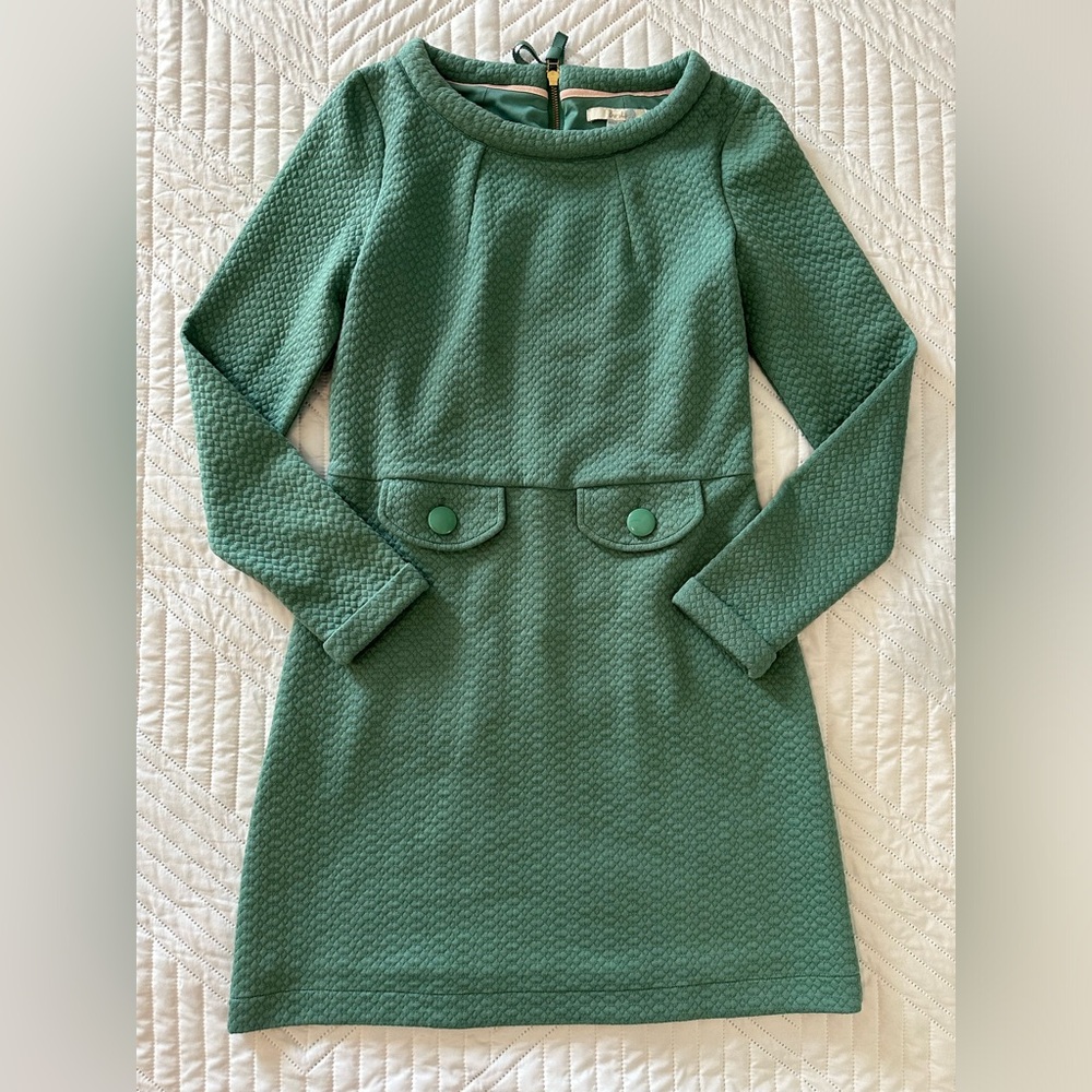 Women’s Boden size 4 Regular dress.